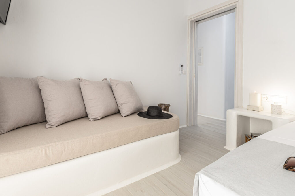 ariadnes-crown-suites-2b-33