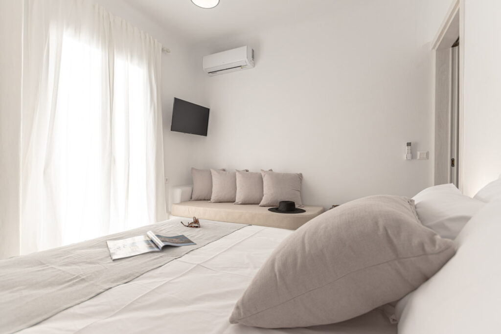 ariadnes-crown-suites-2b-37