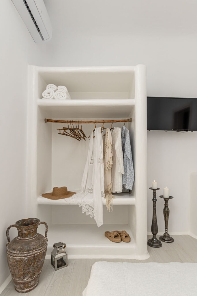 ariadnes-crown-suites-2b-49