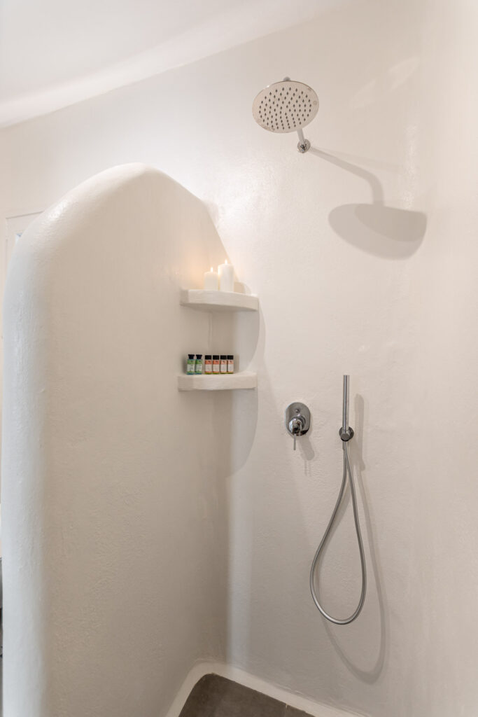 ariadnes-crown-suites-2b-53