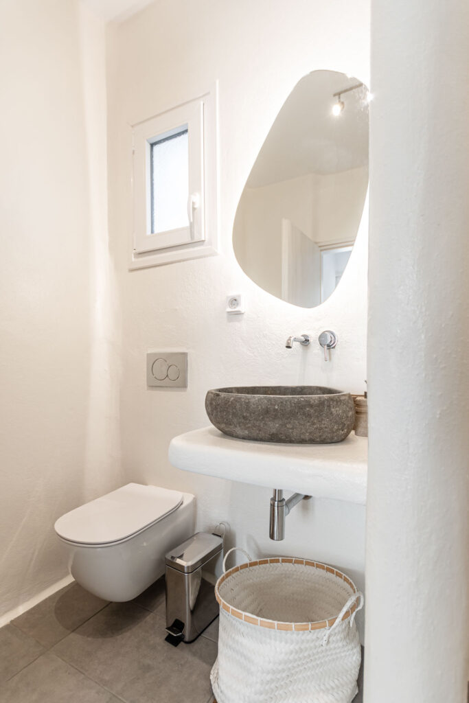 ariadnes-crown-suites-2b-54