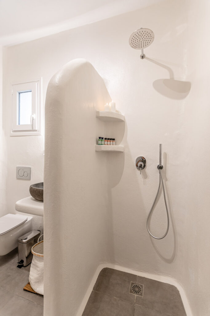 ariadnes-crown-suites-2b-58